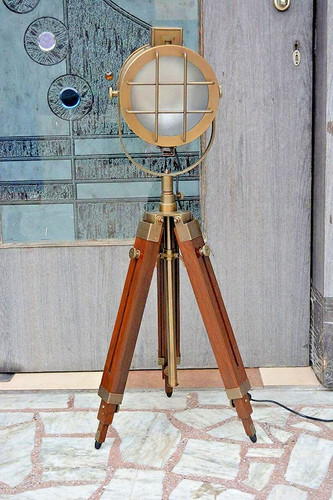 Floor standing lamp with - floor,